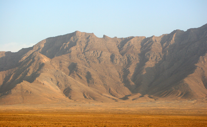 Il fait beau depuis deux semaines et, à part les hauts sommets, les montagnes ressemblent de plus en plus à ça...